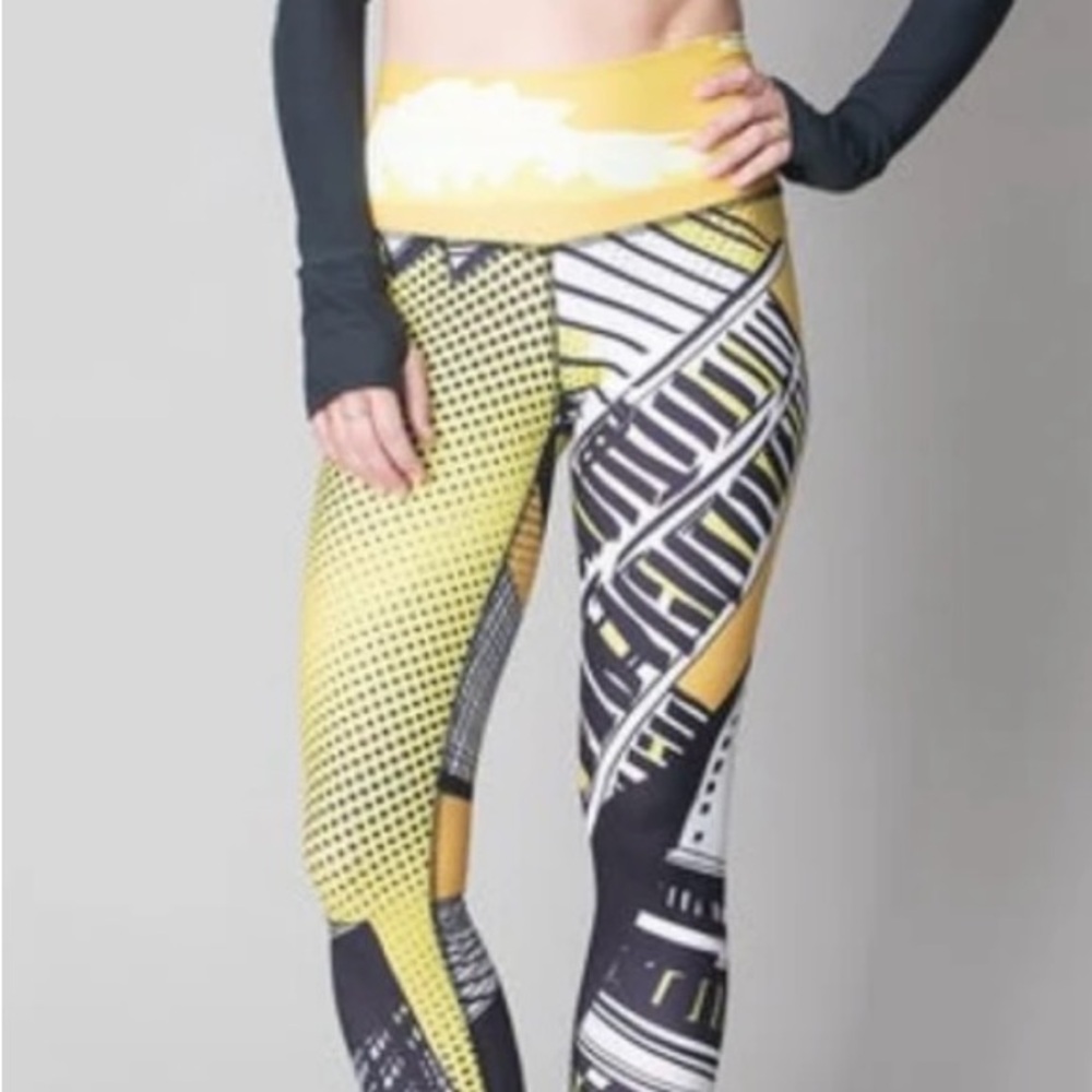 Niyama Sol Downtown Pop XS Leggings